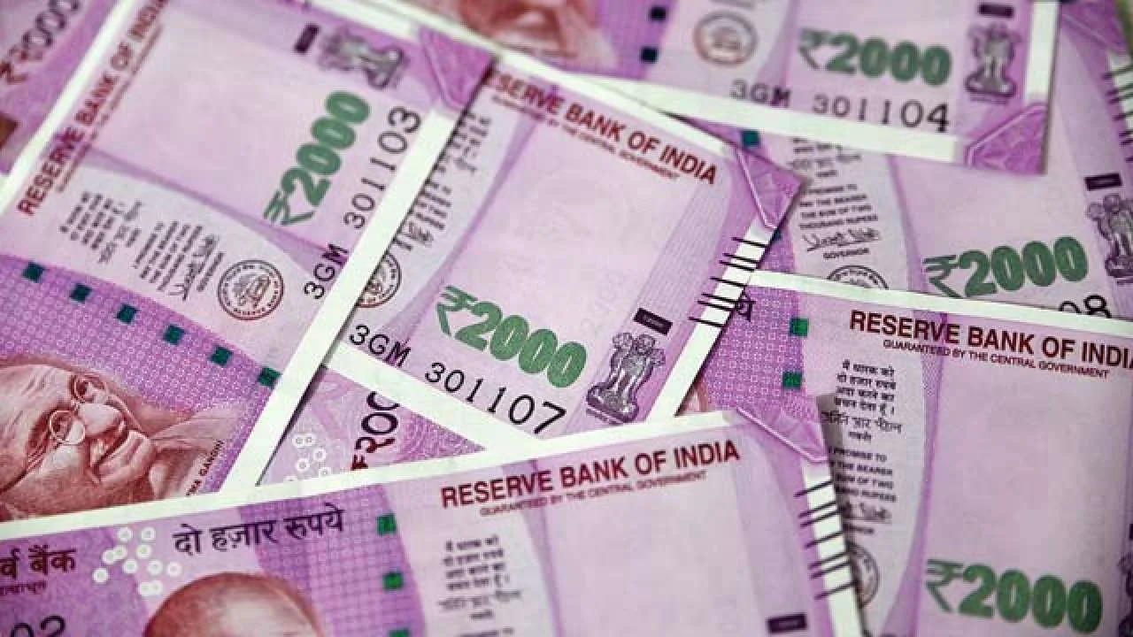2000 note deposit in bank